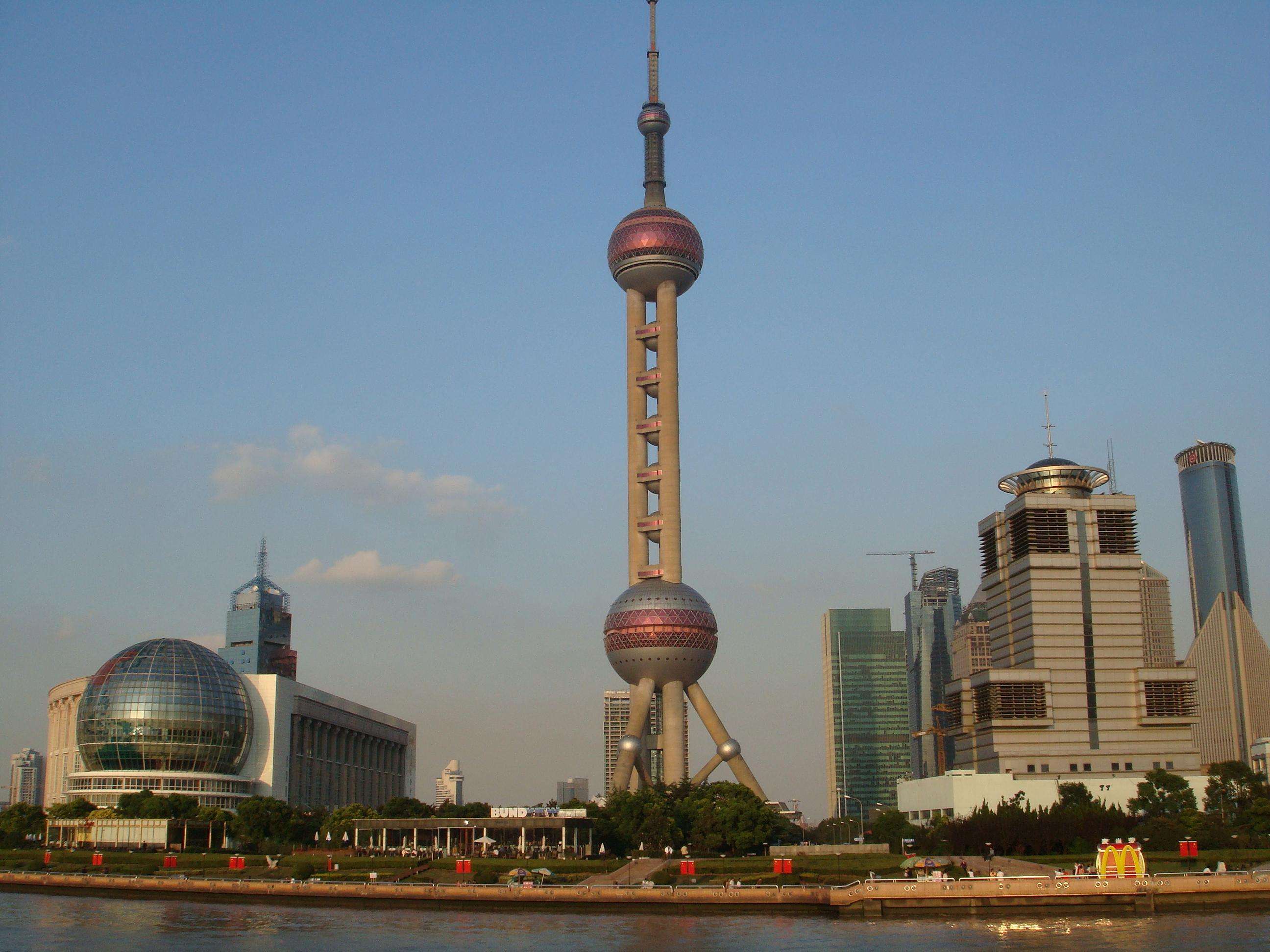 上海標志性文化景觀--東方明珠塔